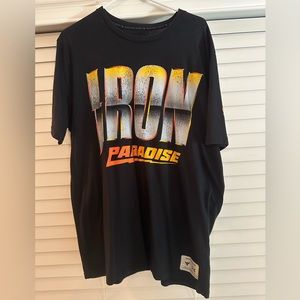 Used Men's Project Rock XL t-shirt. Only worn a handful of time smoke free home